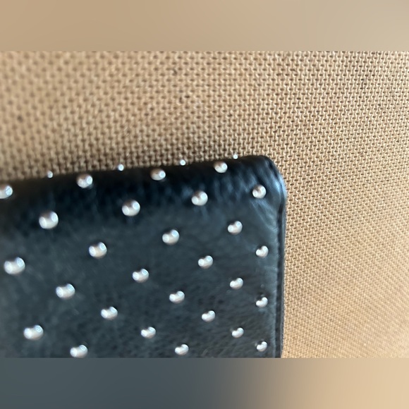 Aimee Kesterberg (USA), black leather wristlet wallet, with RFID PROTECTION, - Picture 5 of 6